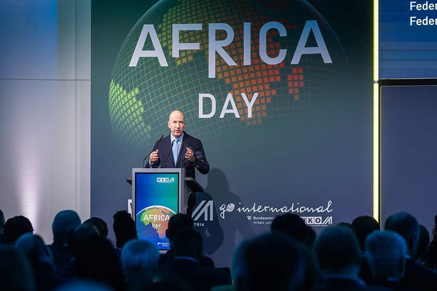 Bundesminister Martin Kocher beim Africa Day