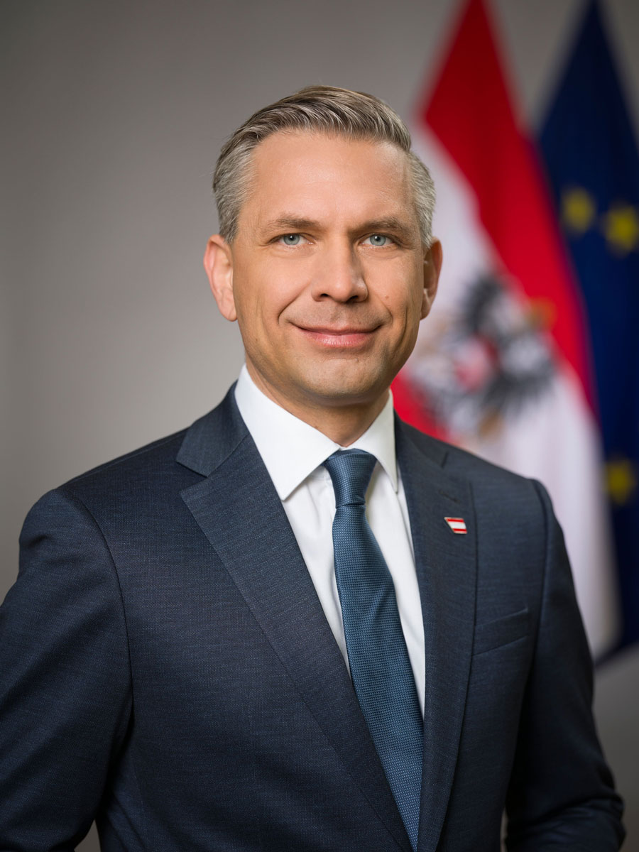 Bundesminister Wolfgang Hattmannsdorfer