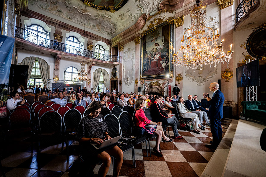 Bundesminister Martin Kocher beim Salzburg Media Summit